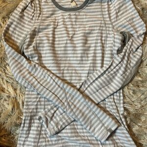 lululemon athletica Striped Tee in Light Gray & White